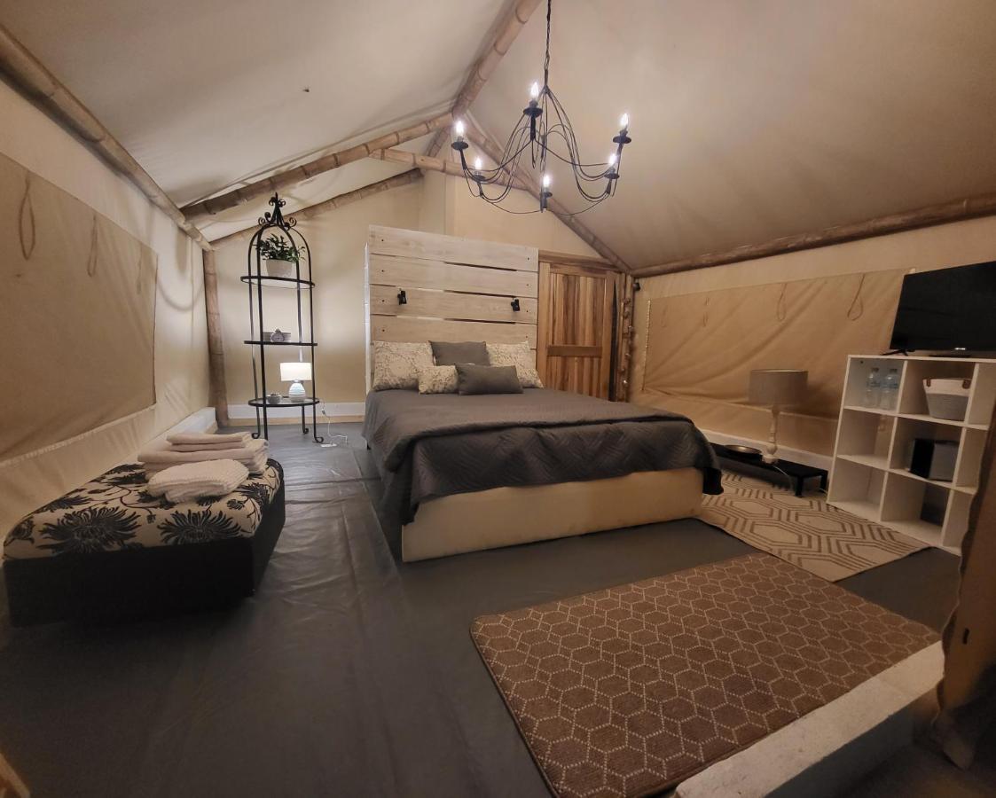 Palumbo Glamping & Villas Cayambe Eksteriør billede
