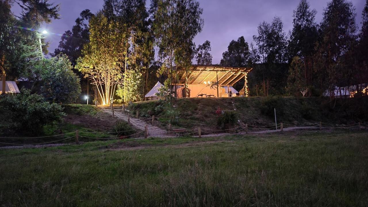 Palumbo Glamping & Villas Cayambe Eksteriør billede